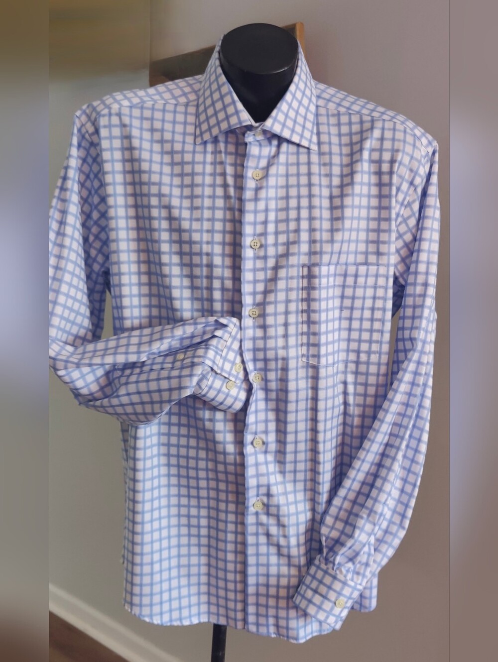 Egara Men's Light Blue Plaid Dress Shirt - XL 17-17.5 Excellent Condition